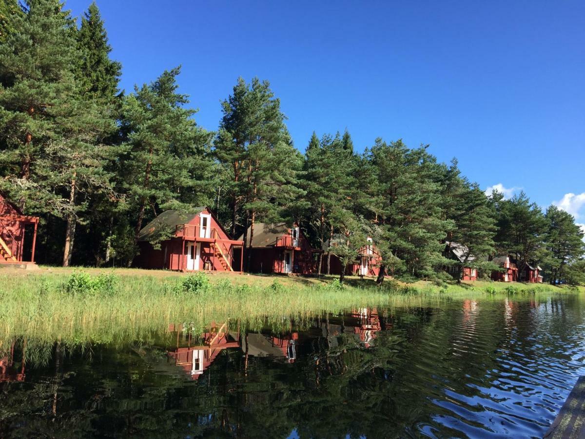 Forell Farm stay Pidula